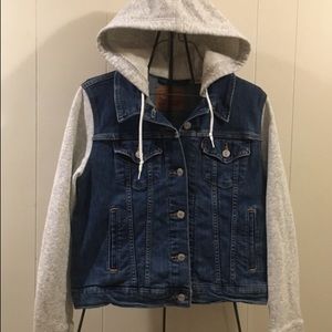 Levi’s Big Boys size XL hybrid Trucker jacket